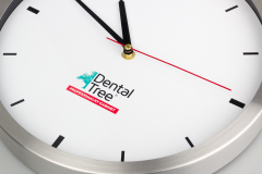 Zegar_scienny_DentalTree_Profesjonalny_Gabinet.png